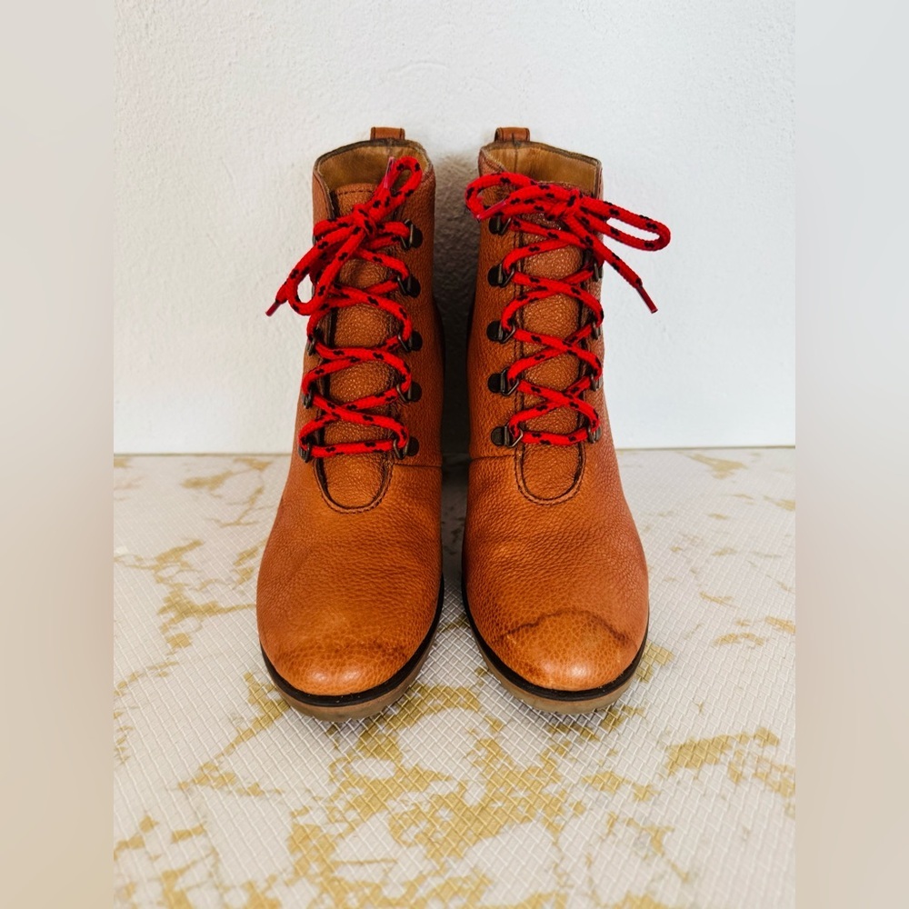 🔥🔥FINAL CLEARENACE 🔥🔥 1937 FOOTWEAR Tan/Brown Leather Made in Italy Bootie - Picture 3 of 9